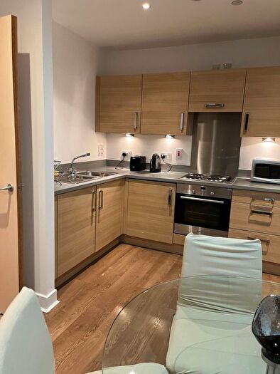2 Bedroom Flat To Rent In Argyle Street, Glasgow, G2