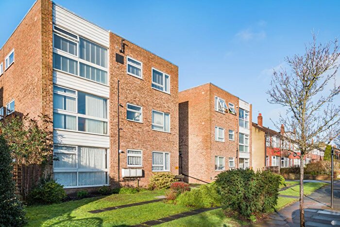 1 Bedroom Flat For Sale In Laburnum Place, Elderslie Road, Eltham Park, SE9