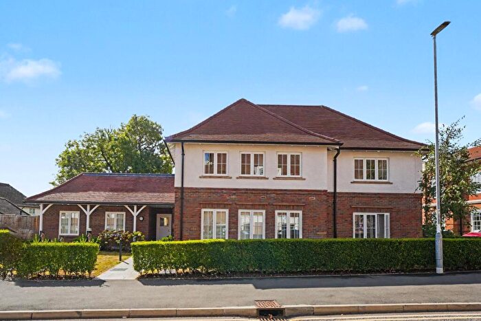 2 Bedroom Apartment For Sale In Gernon Road, Letchworth, SG6