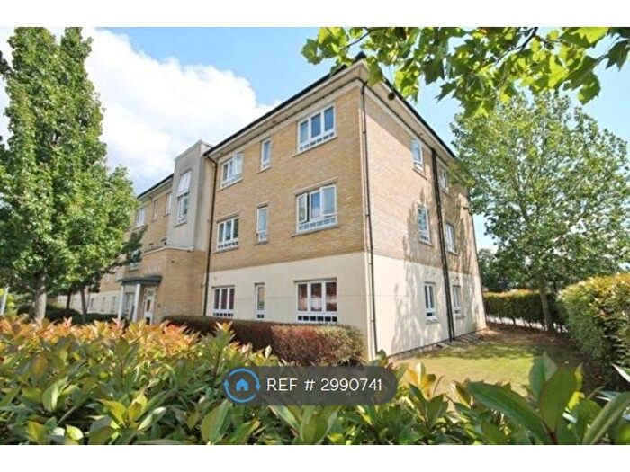 1 Bedroom Flat To Rent In Fuscia Court, Feltham, TW13