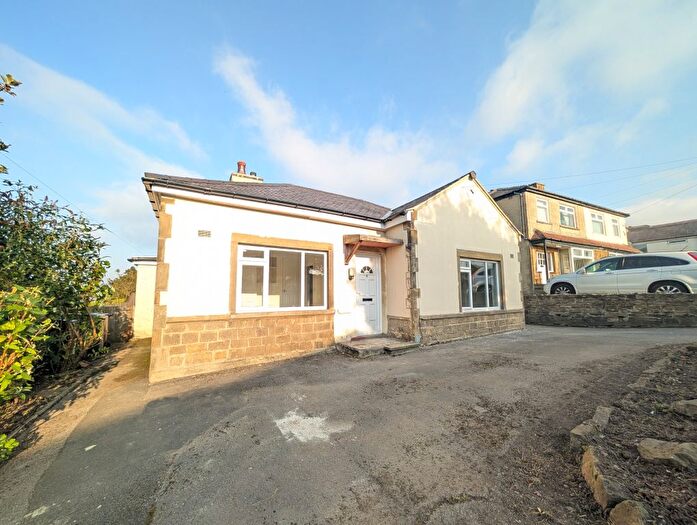 2 Bedroom Bungalow For Sale In Spring Avenue, Long Lee, Keighley, West Yorkshire, BD21