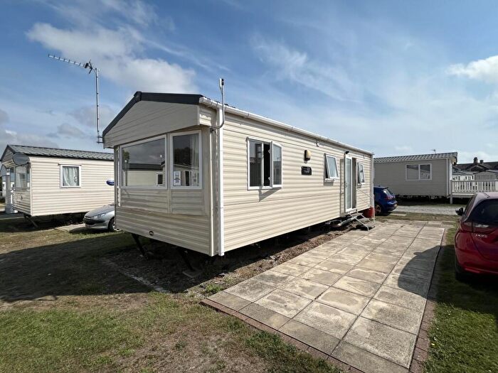 2 Bedroom Caravan For Sale In Suffolk Sands, Felixstowe, IP11