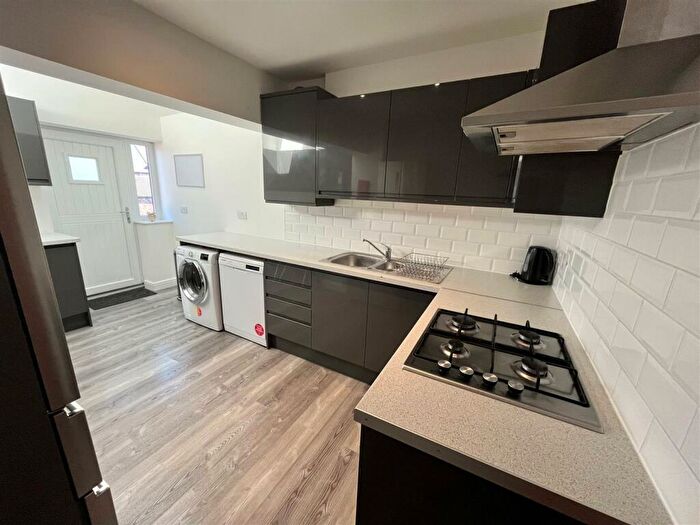 5 Bedroom Maisonette To Rent In Sandyford Road, Sandyford, NE2