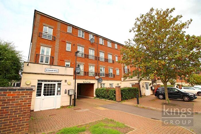 2 Bedroom Flat For Sale In Gareth Drive, Edmonton, N9