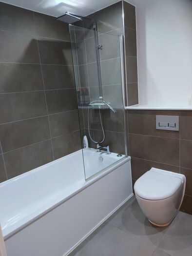 2 Bedroom Flat To Rent In Victoria Avenue, Southend-On-Sea, SS2