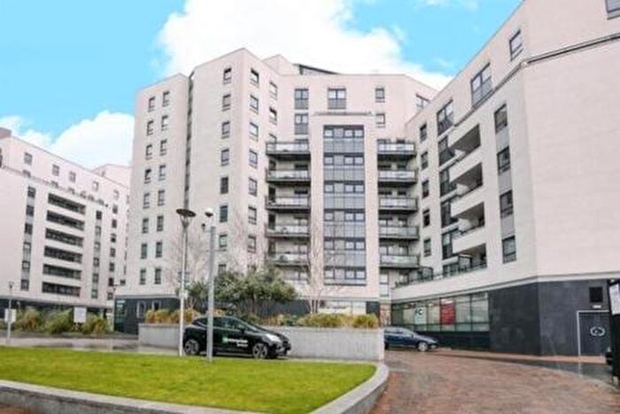 1 Bedroom Flat To Rent In Gateway South, Marsh Lane, Leeds, LS9