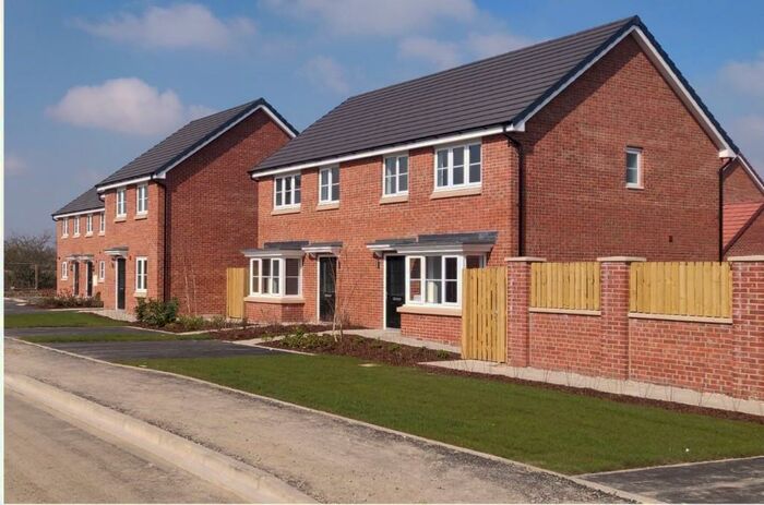 2 Bedroom Semi-Detached House To Rent In Gatekeeper Drive, LS25