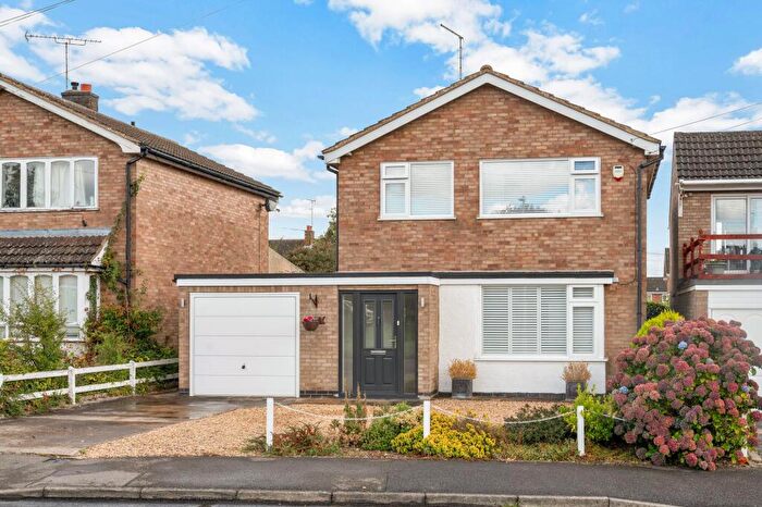 3 Bedroom Detached House For Sale In Walcot Way, Stamford, PE9