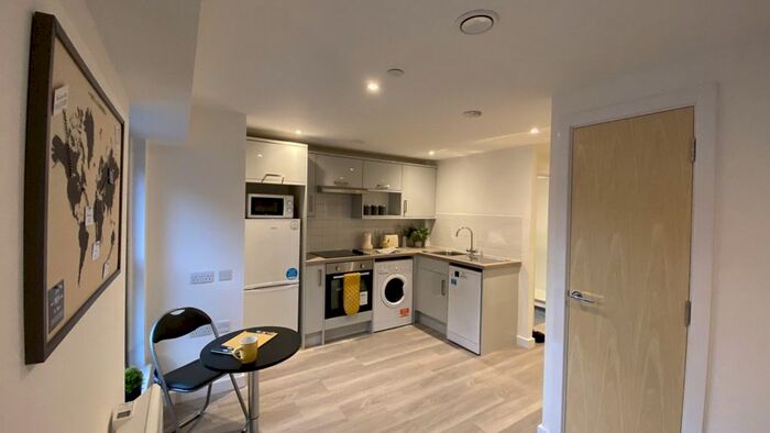 1 Bedroom Flat To Rent In St. Peters Street, Canterbury, CT1