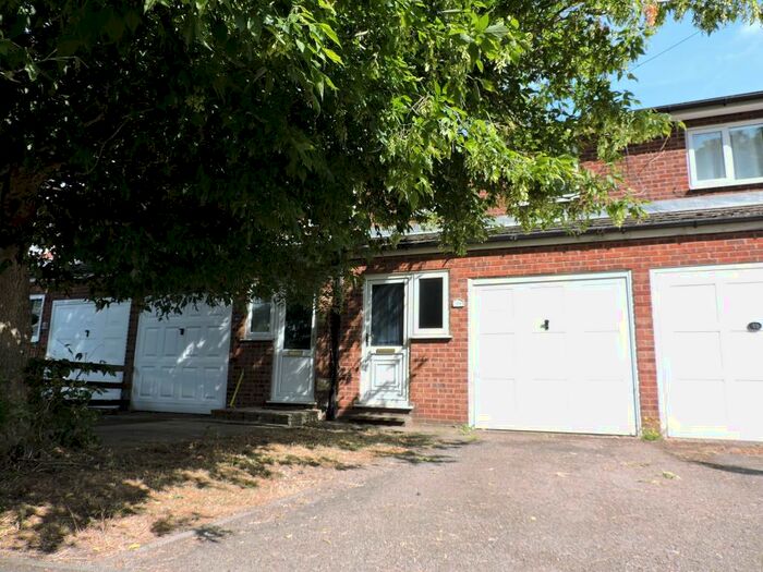 2 Bedroom Town House To Rent In Downing Street, Bulwell, Nottingham, NG6