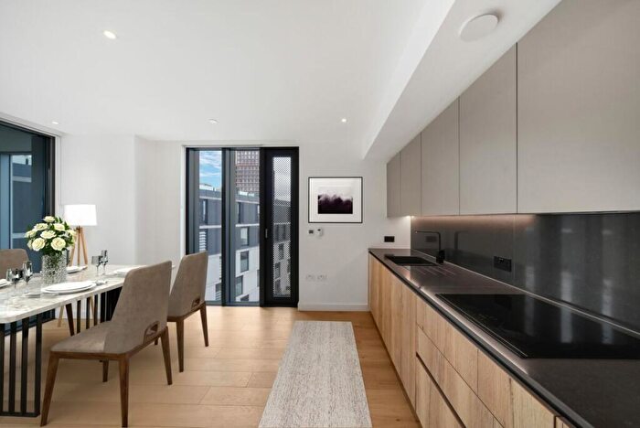 2 Bedroom Apartment For Sale In The City Collection, Makers Building, N1