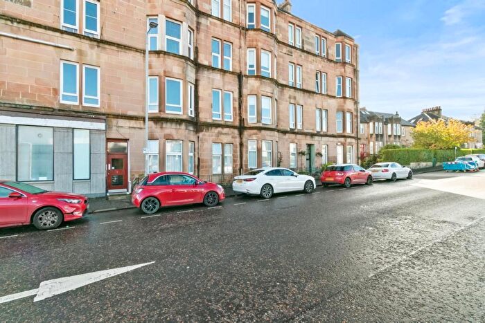 2 Bedroom Flat For Sale In Mearns Road, Clarkston, G76