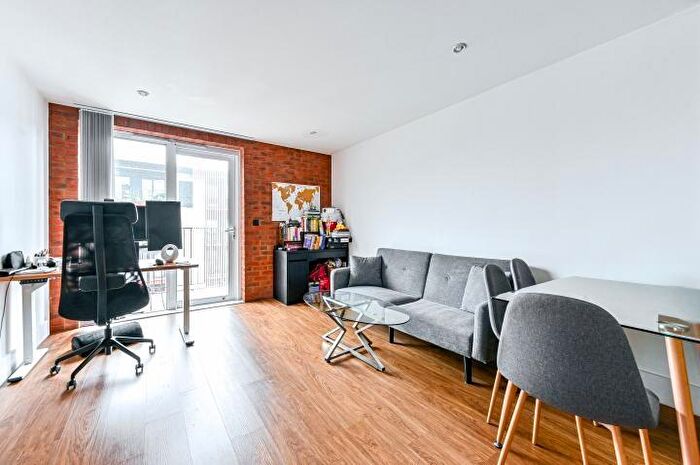 1 Bedroom Flat For Sale In Warehouse Court, No Street, London, SE18