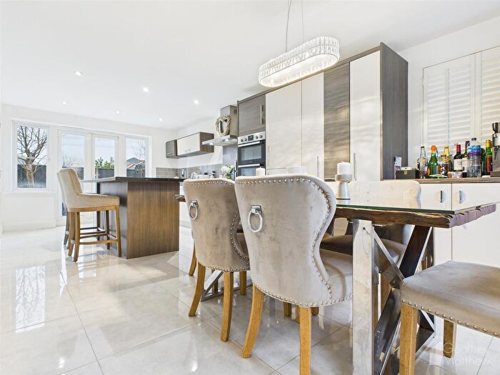 5 Bedroom Property For Sale In Great Gables, Great Ashby, Stevenage, SG1