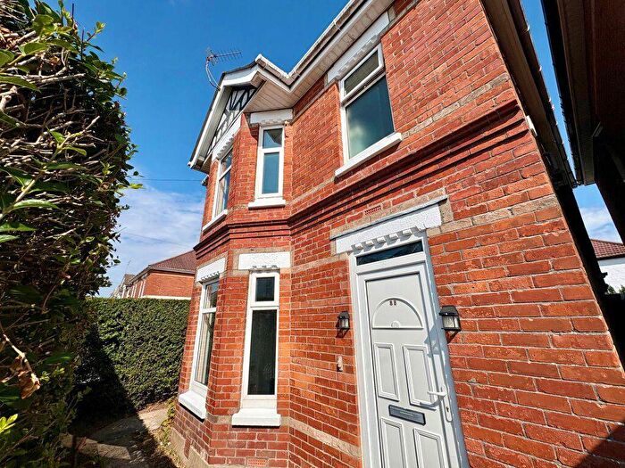 3 Bedroom House To Rent In Brassey Road, Winton-, P01