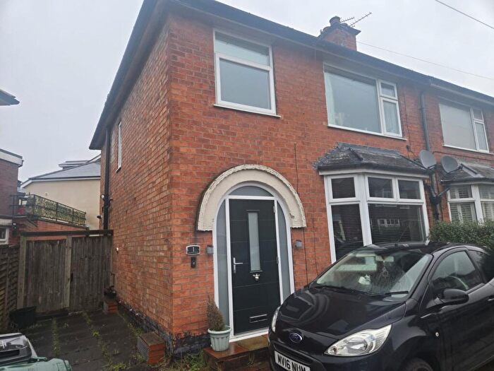 3 Bedroom Semi Detached House For Sale In Florence Road, Nottingham, Nottinghamshire, NG3