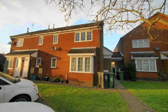1 Bedroom House To Rent In Thistle Close, Hemel Hempstead, HP1