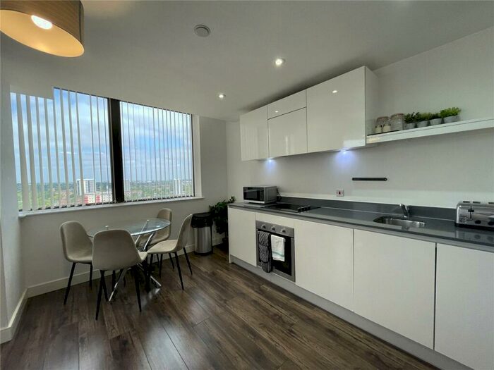 2 Bedroom Apartment To Rent In Broadway Residences, Broad Street, Birmingham, West Midlands, B15