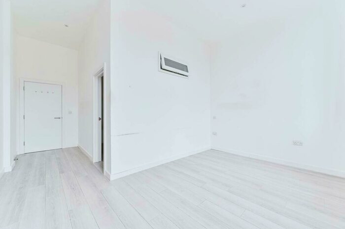 Studio To Rent In Talbot Skyline, Rayners Lane, Harrow, HA2