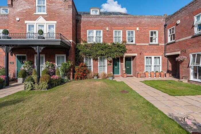 3 Bedroom Property For Sale In Bostock Road, Bostock, Middlewich, CW10