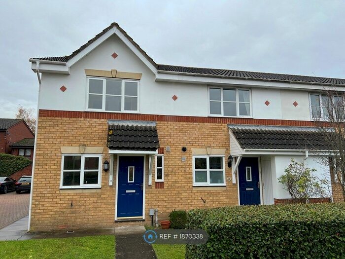 2 Bedroom Semi-Detached House To Rent In Stocton Close, Guildford, GU1