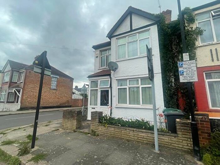 3 Bedroom House To Rent In Sherringham Avenue, Tottenham, N17