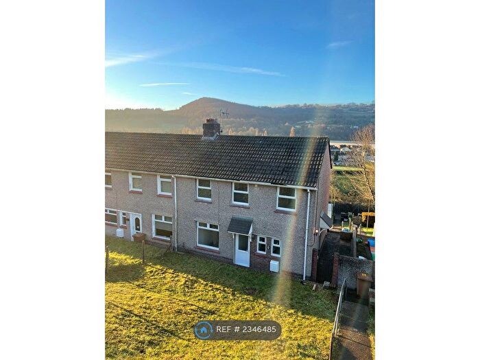 3 Bedroom Semi-Detached House To Rent In Channel View, Risca, Newport, NP11