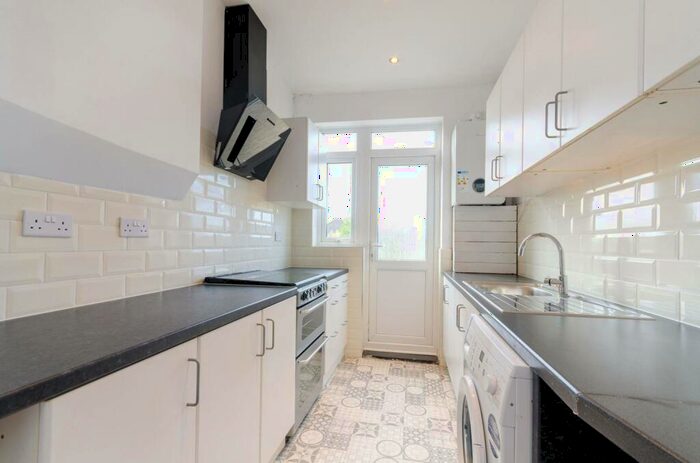 3 Bedroom Semi-Detached House To Rent In Leafield Road, Sutton Common, Sutton, SM1