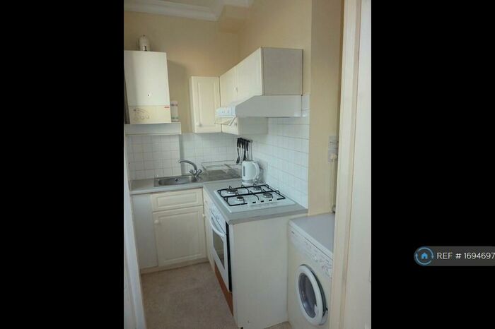 Studio To Rent In Primrose Hill, London, NW3