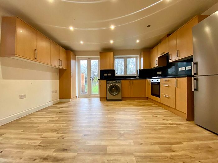 4 Bedroom Terraced House To Rent In Carfax Road, Hayes, UB3