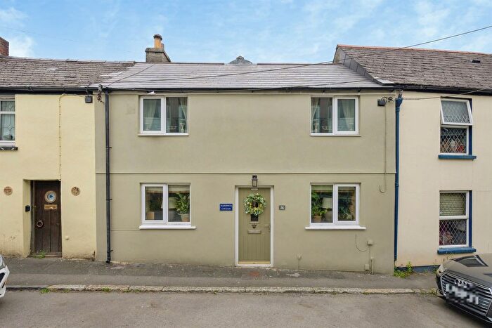 3 Bedroom Terraced House For Sale In Merafield Road, Plymouth, PL7