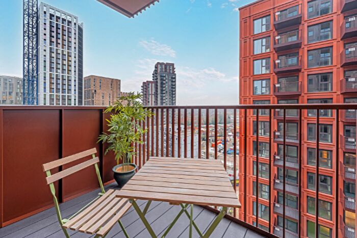 1 Bedroom Flat For Sale In Rutherford Way, Wembley, HA9