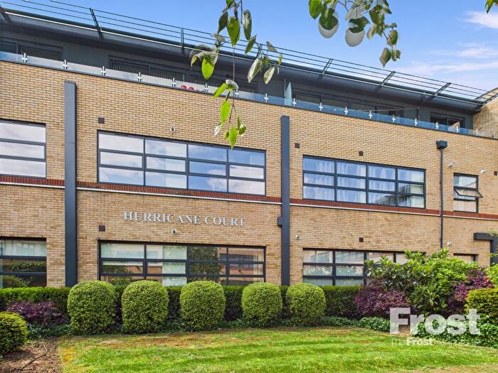 1 Bedroom Flat To Rent In Heron Drive, Slough, Berkshire, SL3