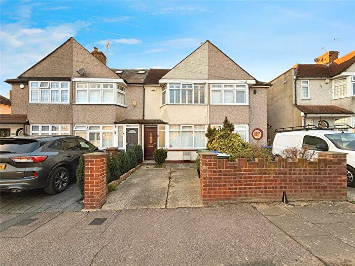 2 Bedroom Terraced House For Sale In Penshurst Avenue, Sidcup, Bexley, DA15