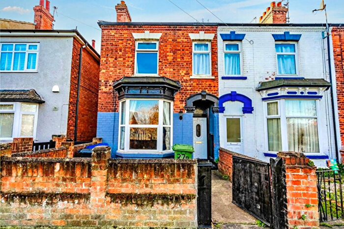 3 Bedroom Semi-Detached House For Sale In Cromwell Avenue, Grimsby, Lincolnshire, DN31