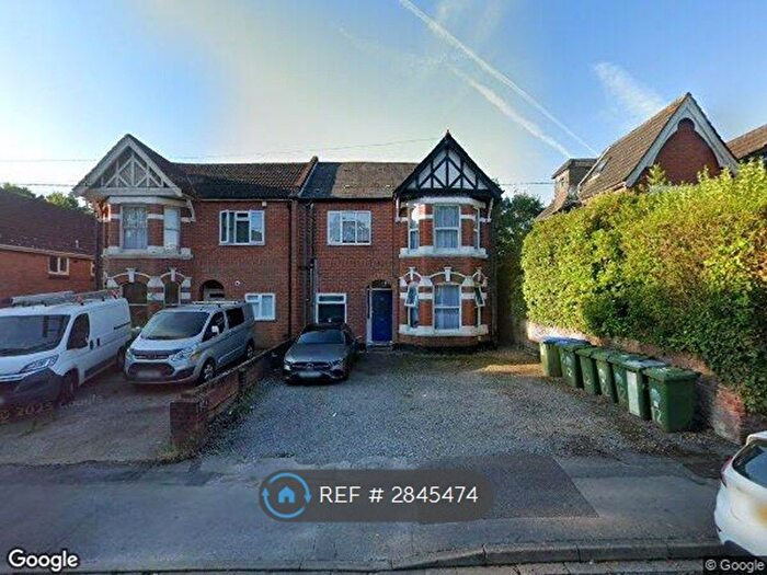 Studio To Rent In Lawn Road, Southampton, SO17