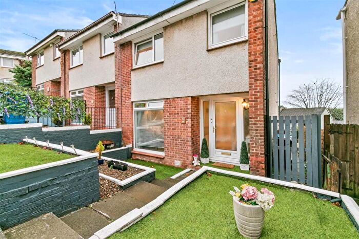 3 Bedroom End Of Terrace House For Sale In Barnhill Road, Dumbarton, West Dunbartonshire, G82