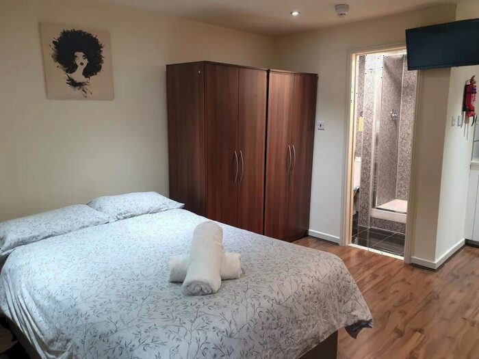 1 Bedroom House To Rent In Anson Road, London, NW2