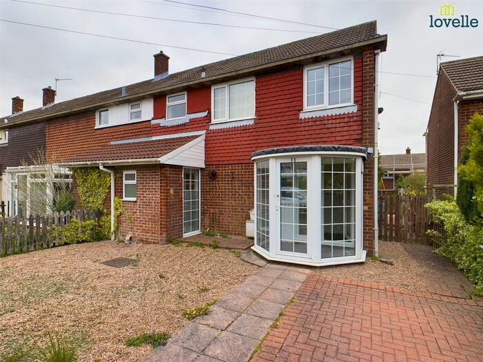 2 Bedroom Semi-Detached House For Sale In Hunter Road, Brookenby, LN8