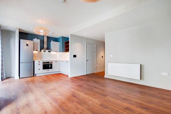 1 Bedroom Flat To Rent In Canada Gardens, Wembley Park, HA9