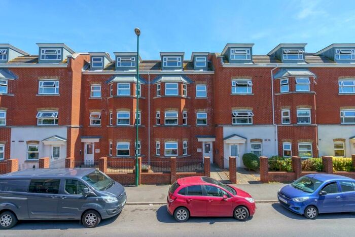 2 Bedroom Apartment To Rent In Regis Gate, Longford Road, Bognor Regis, West Sussex, PO21