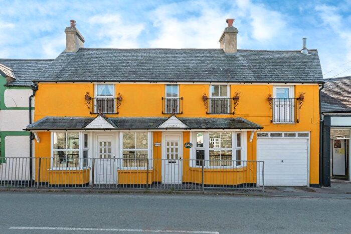 4 Bedroom Terraced House For Sale In Llansannan, Denbigh, LL16