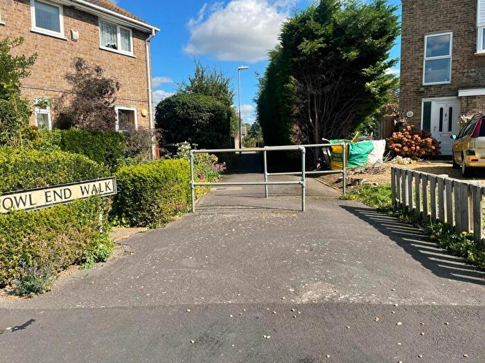 3 Bedroom Detached House For Sale In Owl End Walk, Yaxley, PE7