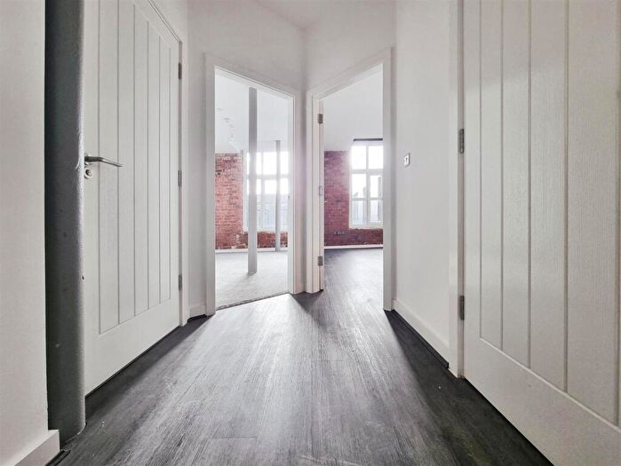 1 Bedroom Flat To Rent In Vernon Street, Bolton, BL1