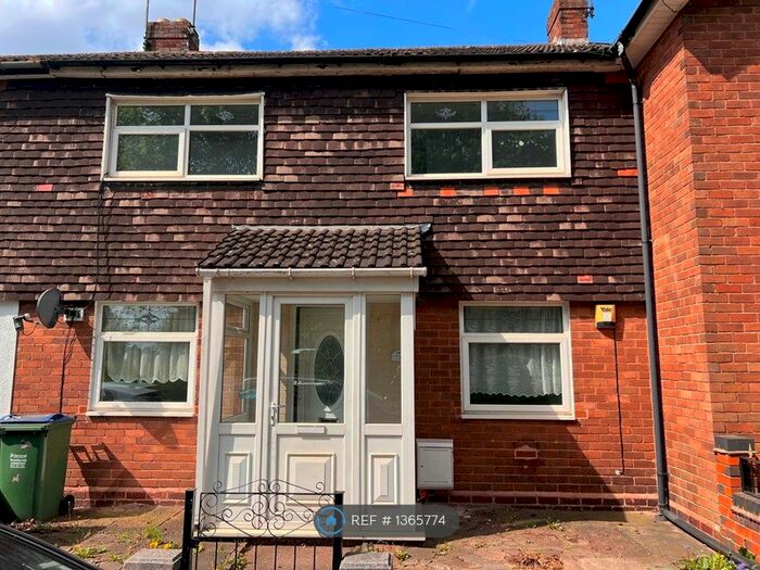 3 Bedroom Terraced House To Rent In Hambletts Road, West Bromwich, B70