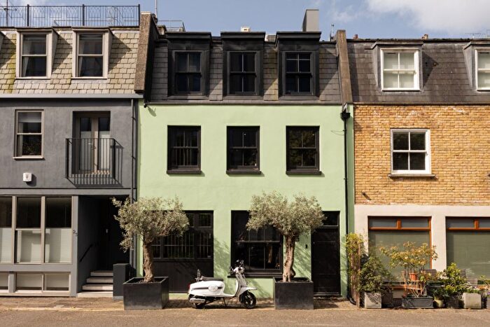 3 Bedroom Town House For Sale In Chilworth Mews, London, W2