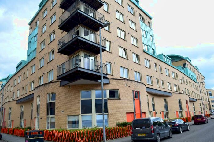 1 Bedroom Flat To Rent In Queen Elizabeth Gardens, Flat /, New Gorbals, Glasgow, G5