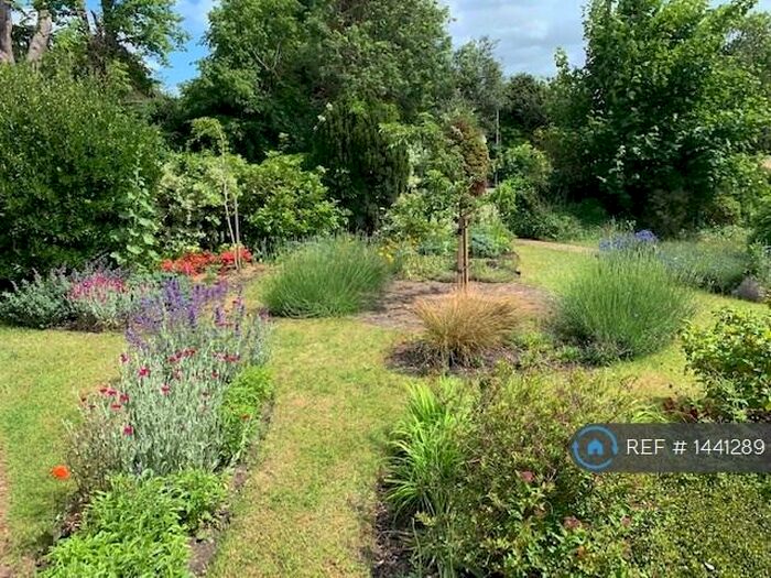 4 Bedroom Semi-Detached House To Rent In Coton Road, Cambridge, CB3