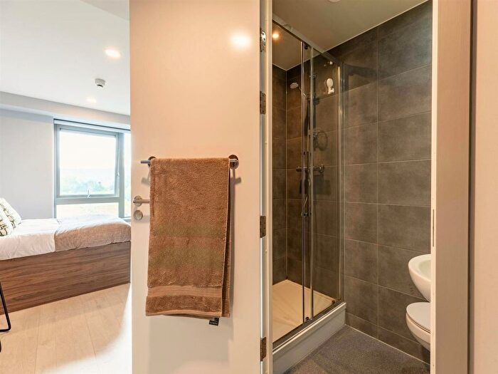 Studio To Rent In Castlebank Street, Glasgow, G11