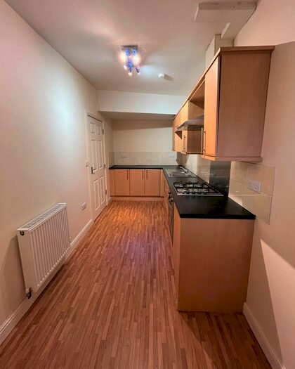 3 Bedroom Flat To Rent In Bolton Brow, Sowerby Bridge, HX6